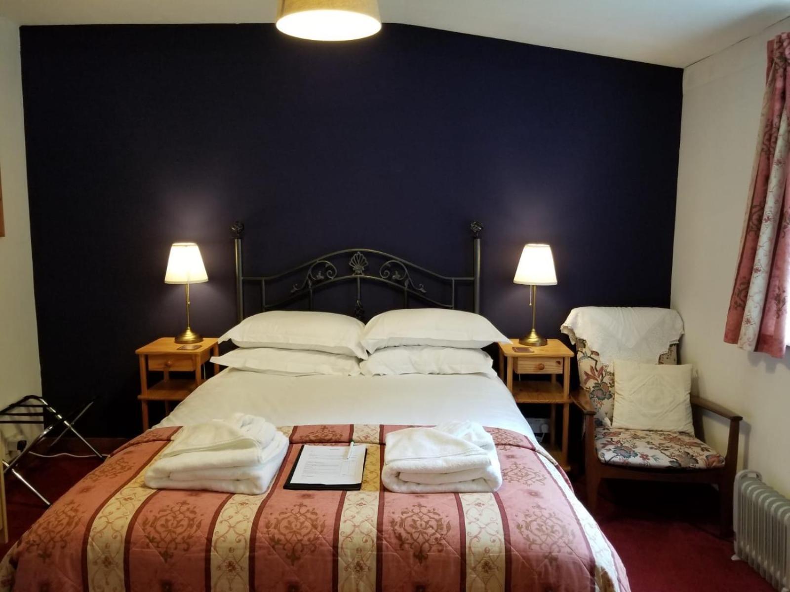 Glenan Lodge Self Catering Tomatin Ngoại thất bức ảnh